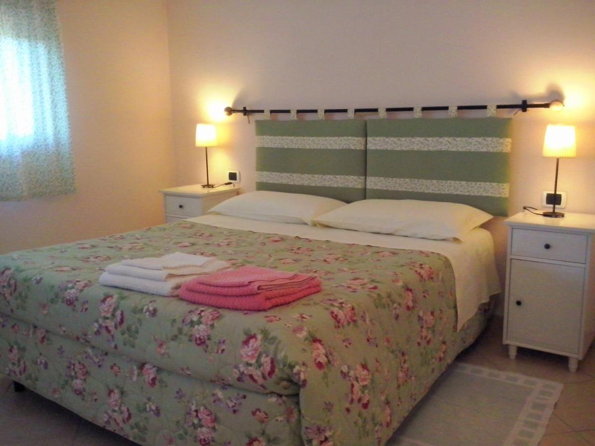 A Viterbo Terme "Casa Vacanze Al Melograno"アパートメント エクステリア 写真