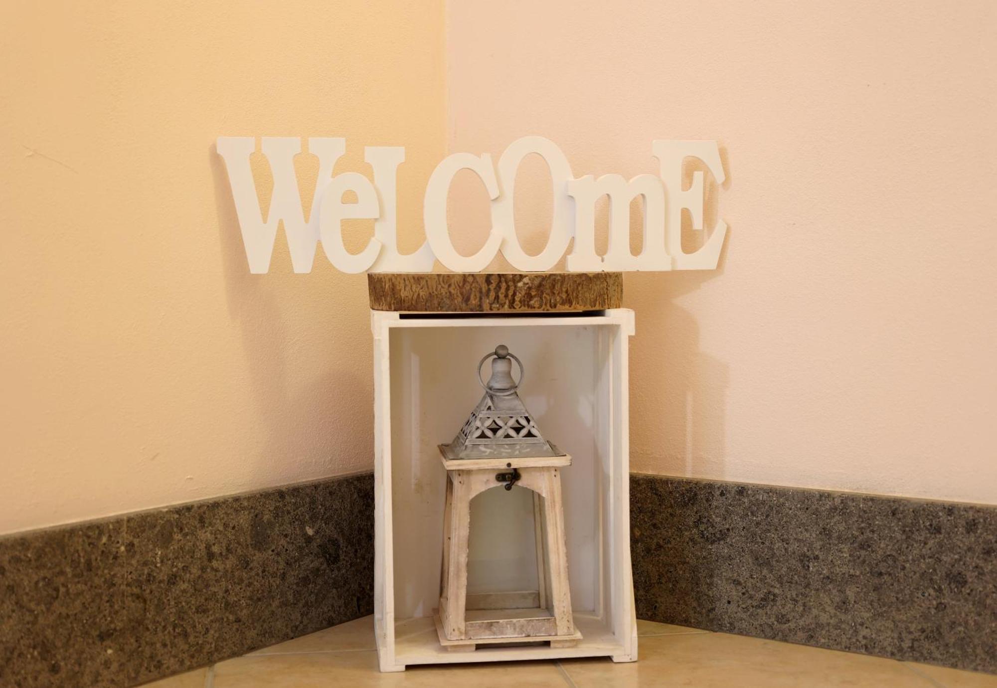 A Viterbo Terme "Casa Vacanze Al Melograno"アパートメント エクステリア 写真