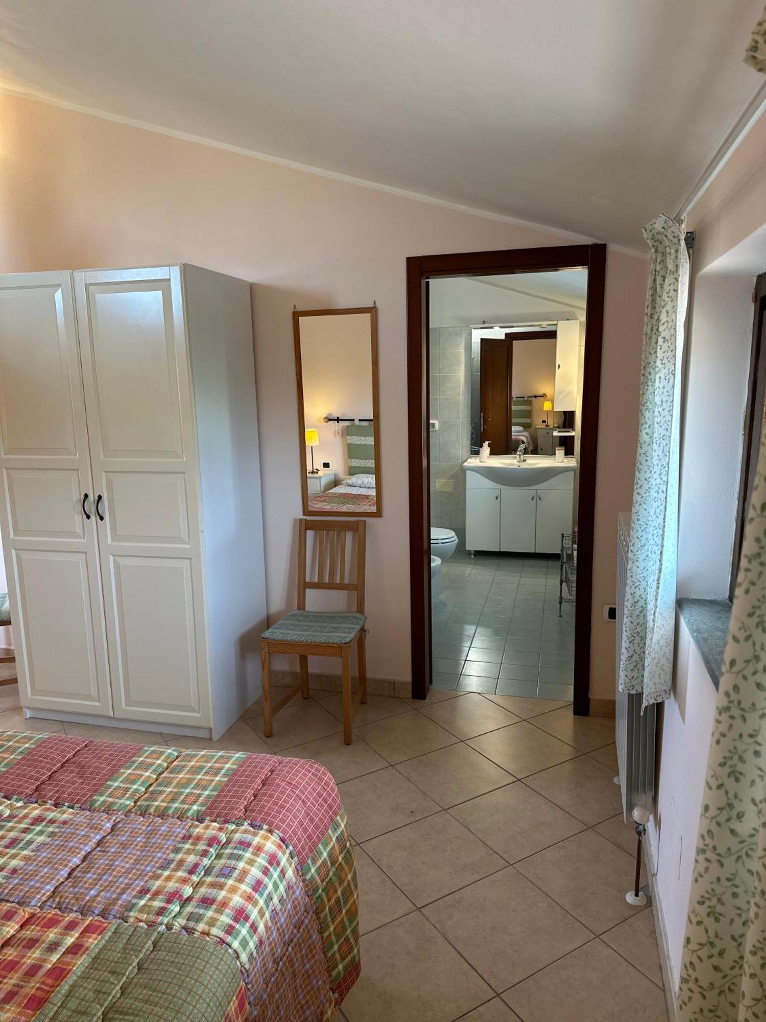 A Viterbo Terme "Casa Vacanze Al Melograno"アパートメント エクステリア 写真